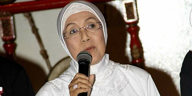 Ajip dan Nani Wijaya Tetap Menikah Meski Ada Anak Tak Setuju