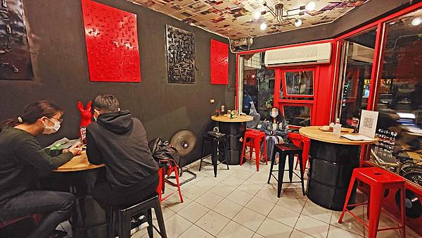 miniB 手作漢堡-隱藏在巷弄裡！２００元不到就能品嚐到美味的美式漢堡