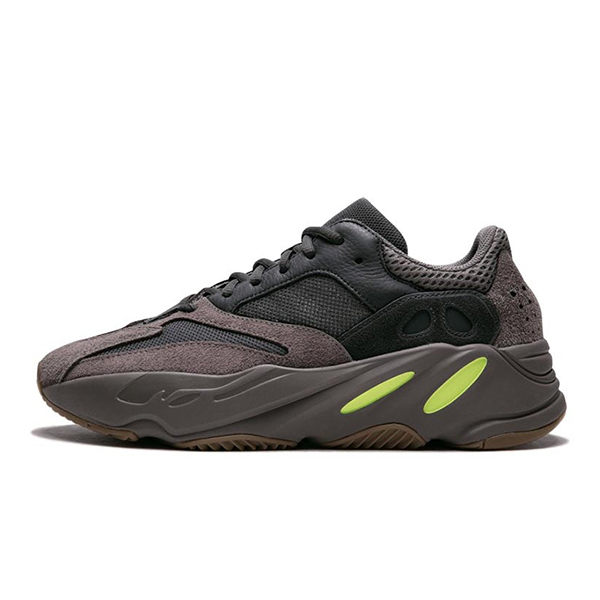 【現貨】折後價$13800 adidas YEEZY BOOST 700 