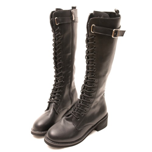 TW8626英倫風扣環繫帶側拉鍊長靴顏色：黑尺寸：36-40 【跟高】3.5公分【材質】PU【鞋板】版型正常，腳板偏寬建議拿大一碼-----------------------------------