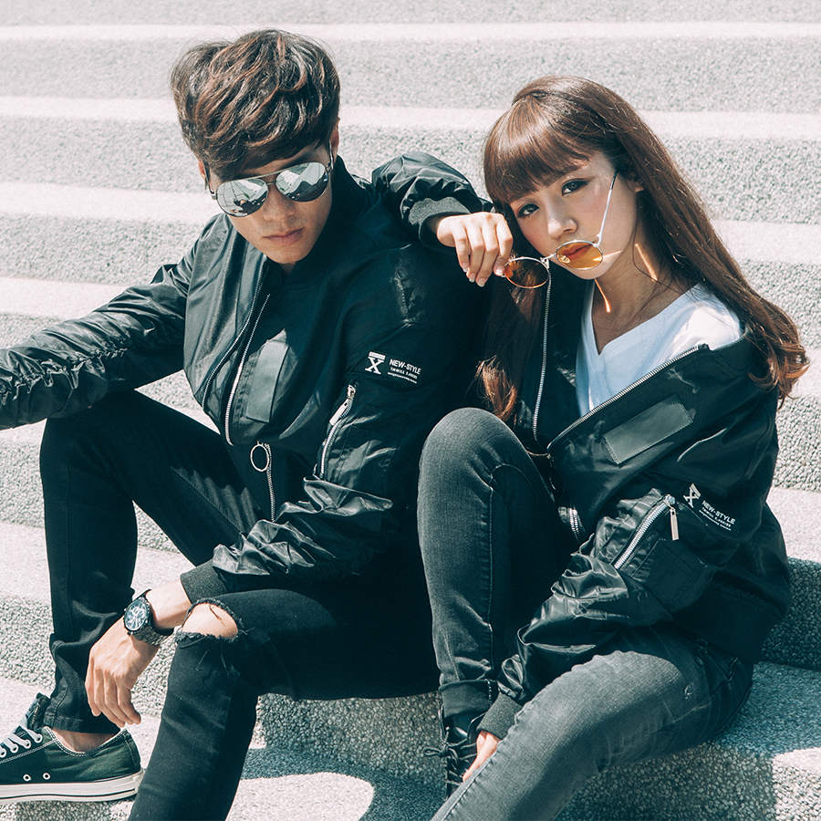 尺寸數據 選購代號 版型大小 衣長 衣寬 肩寬 袖長 M 5號 64 58 56 56 L 6號 66 61 57 57 XL 7號 68 63 58 58 XXL 8號 70 65 59.5 59 