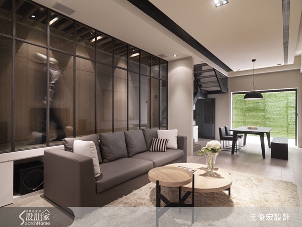 掌握清玻璃元素，打造清透有型的現代居家