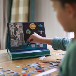 ◎磁鐵設計，玩法容易 ，豐富多樣造型配件任你配|◎磁吸式外盒，收納輕鬆，外出攜帶方便|◎還可吸附在冰箱上，當裝飾哦！種類:角色扮演/家家酒適用年齡:3歲以上角色:沒有特殊角色特色:無材質:請詳見圖片內