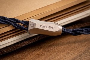 FAudio、ブランド初の4.4mmバランスケーブル「Daylight」。国内30本の限定販売（PHILE WEB）