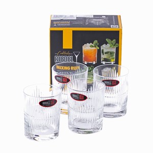 調酒杯4入一組 通用型平底水晶杯款 最佳的居家常備酒杯及送禮選擇 以萊姆酒或琴酒為基底搭配各式果汁，輕鬆享受居家party 各式軟性飲料皆適合 盒裝，優越品質可以放心以洗碗機清潔