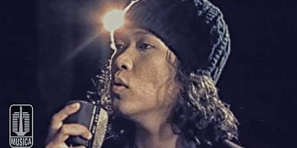 Laksmana Raja Di Laut Chord