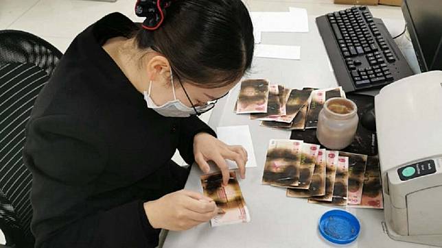 大媽異想天開。(圖／翻攝自微博)