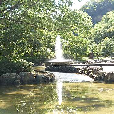 Calmando_休日ドライブさんが投稿した小原公園のお店水と石と語らいの公園(材木岩公園)/ミズトイシトカタライノコウエン ザイモクイワコウエンの写真