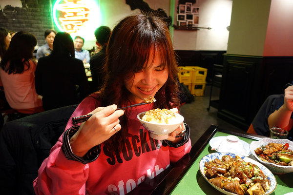 台式餐酒館台北-罔市台式餐酒館，中山區台式餐酒館聚餐，台北不限時台菜餐廳，精緻酒家菜，適合晚餐和宵夜夜晚限定的台式創意餐酒館