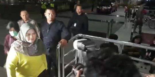 Bupati Bekasi diperiksa KPK. &copy;2018 Merdeka.com