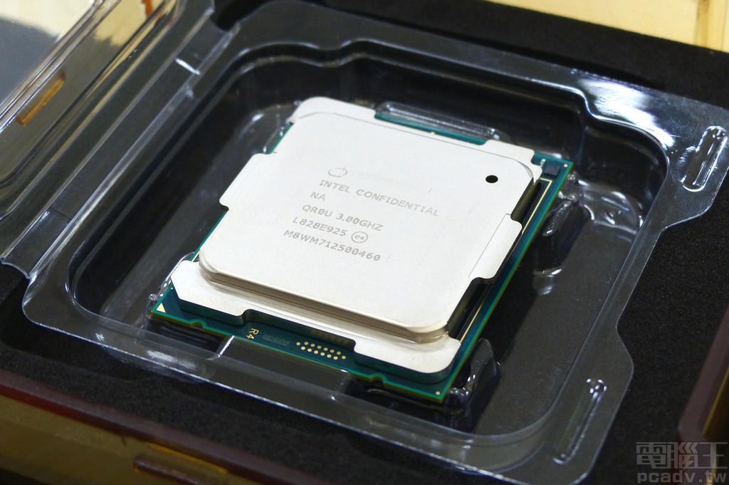 Core i9-9980XE 工程版