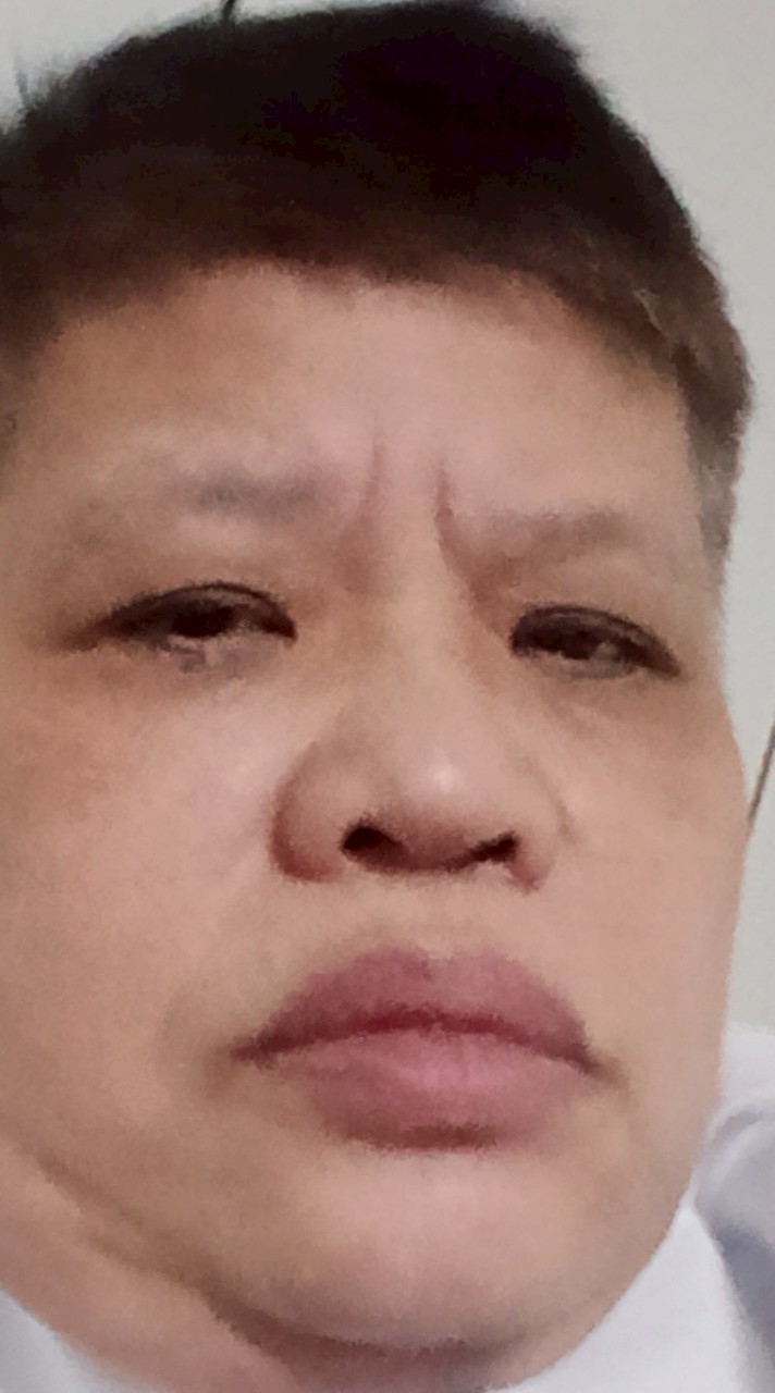 首席健康生活館，鍾小姐（保全督導）