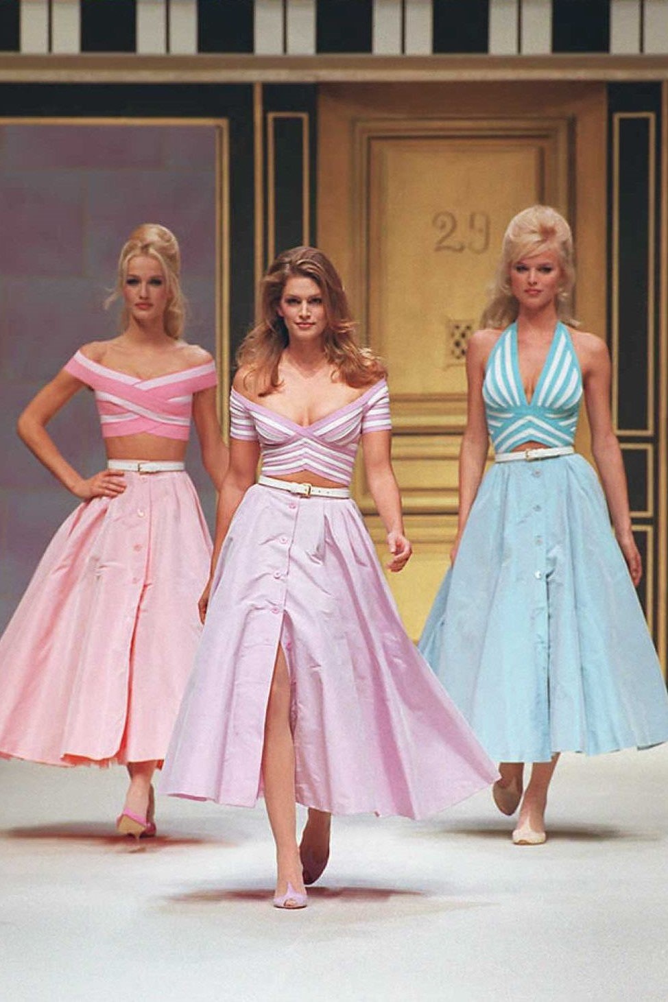 まるでバービー セレブも夢中のピンクコーデをプレイバック Vogue Japan