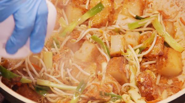 經典也能奢華 Xo醬炒蘿蔔糕 蹦出新口感 香辣帶勁蔬菜脆 傳統也有新滋味 肥大叔 Line Today