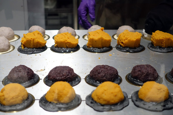 青畑九號豆製所台北忠孝SOGO店，台北東區好吃紅豆餅，忠孝復興甜點推薦(含青畑九號忠孝SOGO店菜單、限定口味、開幕優惠)