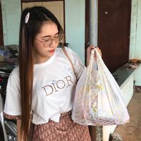 ตัวแทนร้านพลอย🕊️🤍