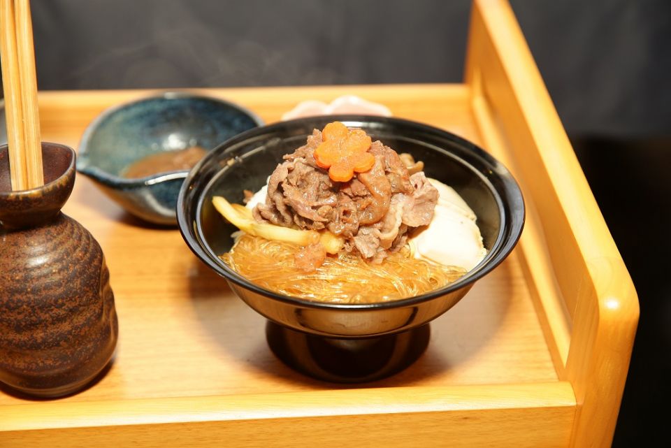 「肉和膳NIKU WAZEN」重磅登台，超推高級牛肉壽喜燒丼、起司炊肉鍋必吃