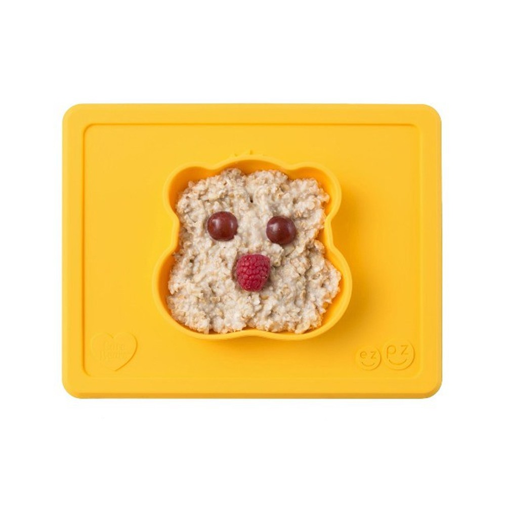 美國 EZPZ Care Bears聯名餐具 餐碗組有著可愛熊熊的圖像設計，孩子們更能在合適的氣氛有著更棒的用餐體驗通過FDA認證的Happy Mat餐盤是由高品質的無毒矽膠製成，不含PVC、雙酚A、