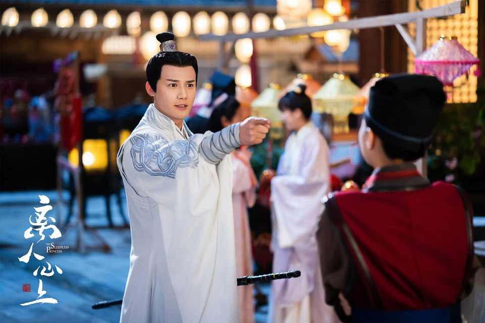 熱播甜寵劇古裝男神1：鄭業成 飾演《離人心上》薛曜