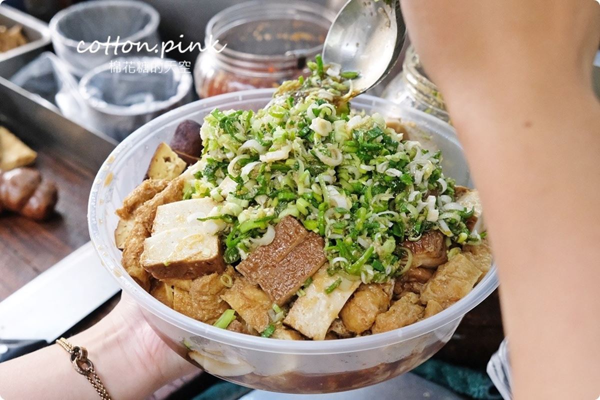 加爆蒜苗太過癮！台中超夯「餐車滷豆干」錯過等７天，全素也有香菜版太貼心