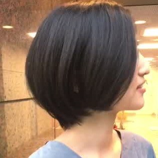 ショートボブの後ろをえり足長めに 髪型 ヘアアレンジ14選