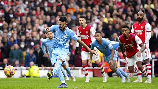 FOTO: Arsenal Dipermalukan Manchester City di Emirates Stadium