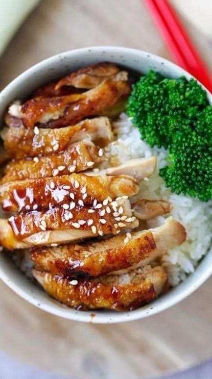 ข้าวหน้ากั่ยย & แซนวิ๊ดด 🍱🌭