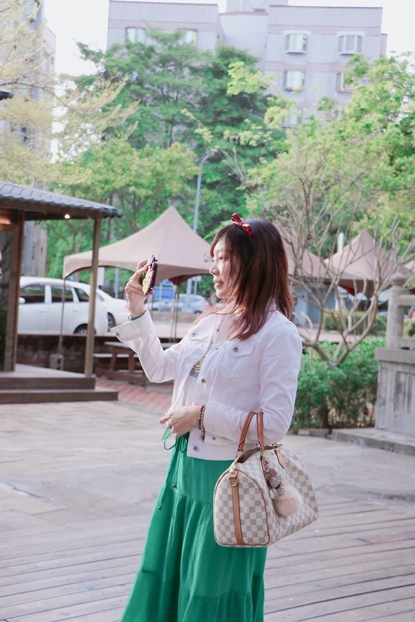 『台灣輕旅拍，外拍推薦』輕鬆自在走遍台中市七期國家歌劇院、堁夏咖啡 Café Crotchet、蔦屋書店 台中市政店、草悟廣場、道和六藝文化館刑務所演武場捕捉網美一日景點，透過鏡頭紀錄每一刻回憶-Snaping 攝影服務直擊分享