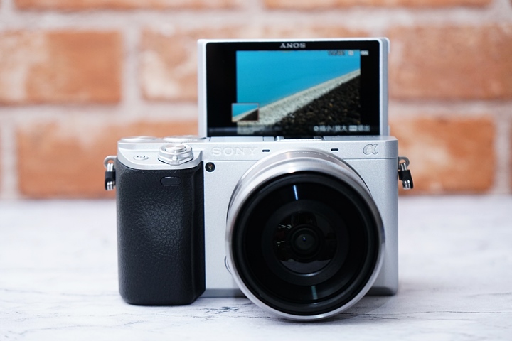 攝錄輕旗艦 Sony A6400 隨身相機動手玩
