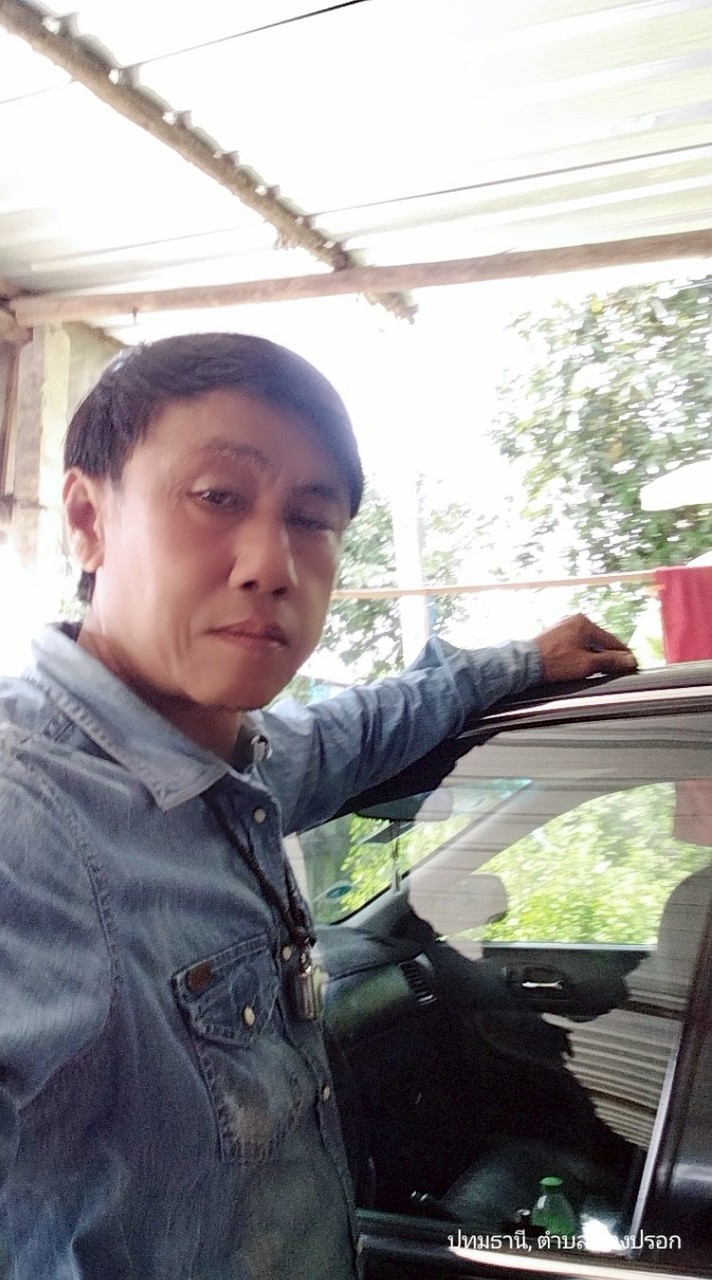 มังกร  ปทุมสายใน