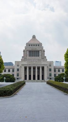 政治を変えよう　政治に不満がある人