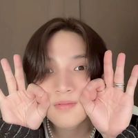แอนด์ไลท์คุยเล่น
