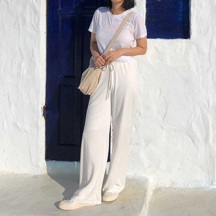 春夏清爽穿搭 休閒出遊Look 小編穿搭