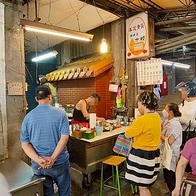 枋寮市場口肉圓油粿｜隱藏在市場旁巷弄裡的無名路邊攤美食