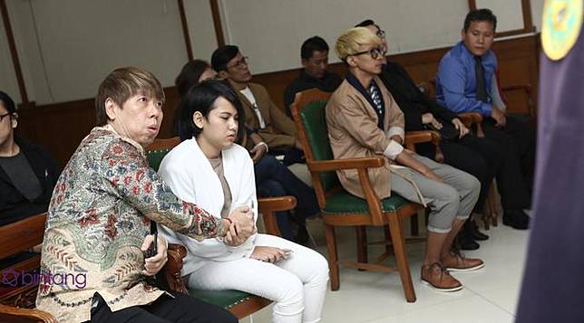 Yama Carlos dan Cerita Pernikahan Singkat Artis