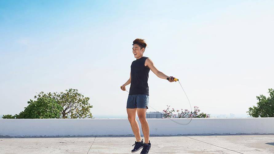 Waktu Yang Tepat Untuk Olahraga Skipping Ini Rekomendasinya Sehatq Line Today