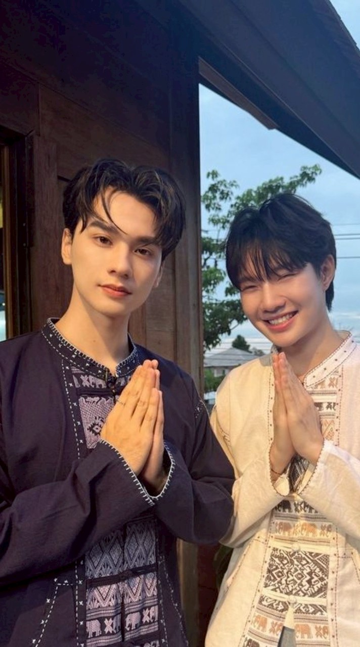 รักพ่อครูไม่เทพ่องู