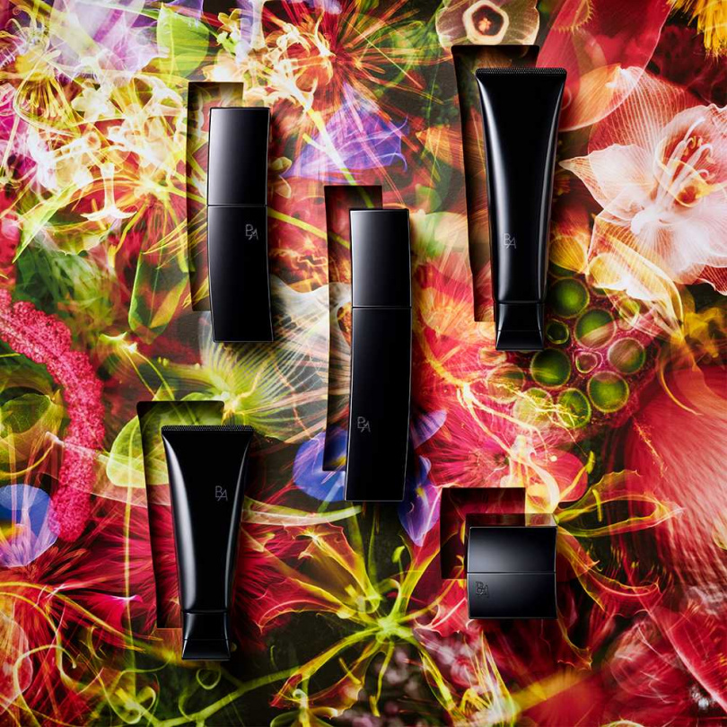 全新升級的B.A黑瓶系列，這次香氣也同步升級，wbr據說香氣是會因為每個人的生理狀況而感受到不同的氣味，這是POwbrLA希望透過香氣療癒法幫你同步抗老。（圖／品牌提供） 