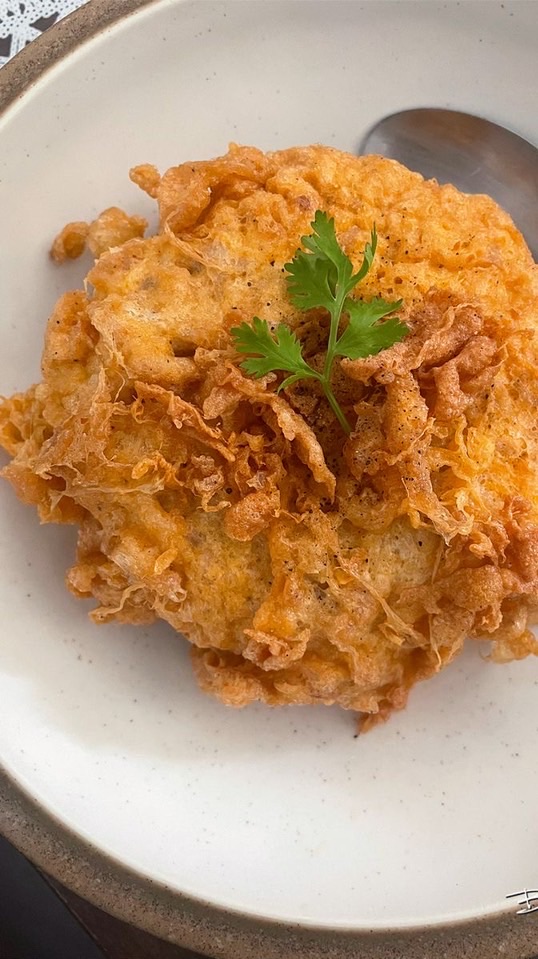 ร้านข้าวไข่เจียวบุฟเฟ่ต์