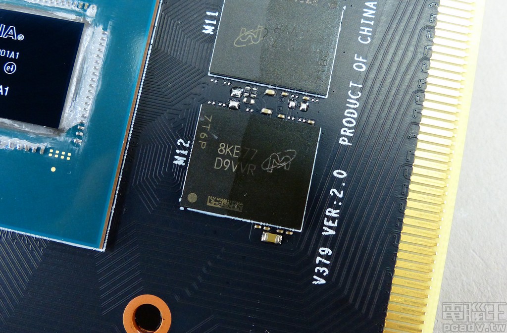 記憶體採用 6 顆 Micron MT51J256M32HF-80:B GDDR5 顆粒，單顆容量 8Gbit、匯流排寬度 32bit、速度 8Gbps