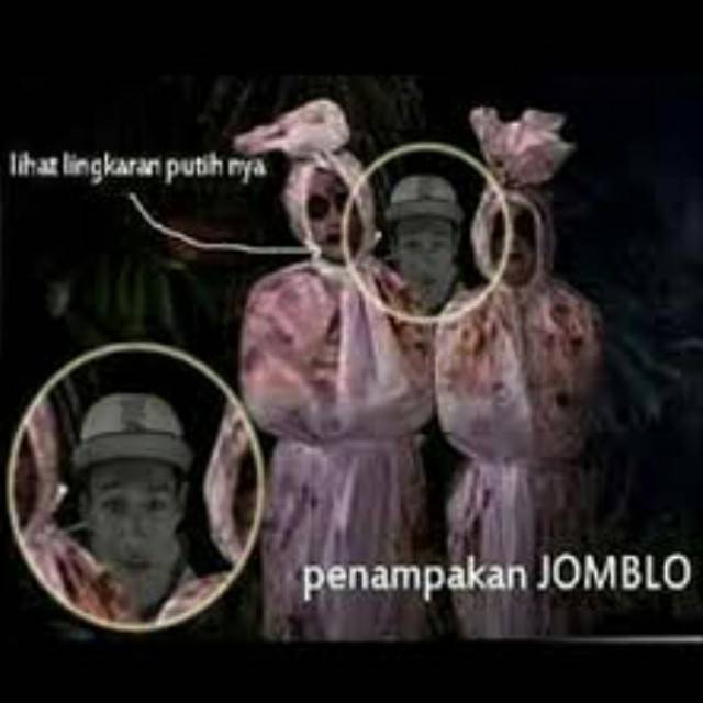 10 Meme Hantu Pocong Ini Nggak Serem Justru Bikin Ketawa Cekikikan Brilio Net Line Today