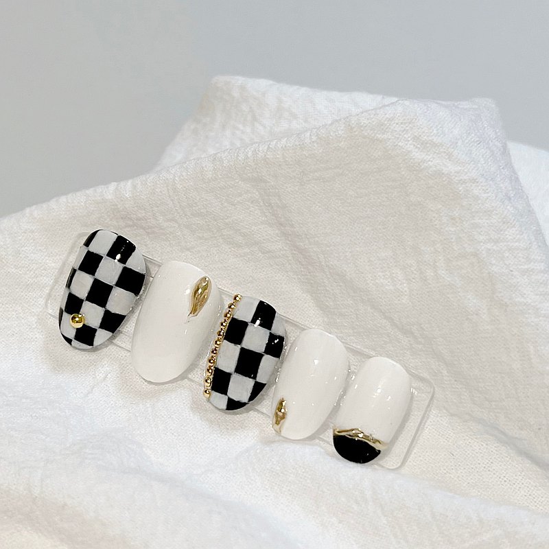 【ᴠᴏʟ.9 菲莉蒂的棋盤】手工甲片/穿戴甲/美甲貼/黑白色