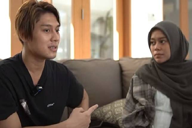 Rizky Billar dan Lesti Kejora.