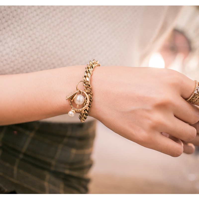 品牌： Rinco Accessory材質 / 合金尺寸 / 鍊長約16.5cm●出貨時間現貨1-3個工作天出貨國定假日、例假日賣場暫停回覆訊息及出貨●小幫手聊聊時間週一至週五 10:00-18:00