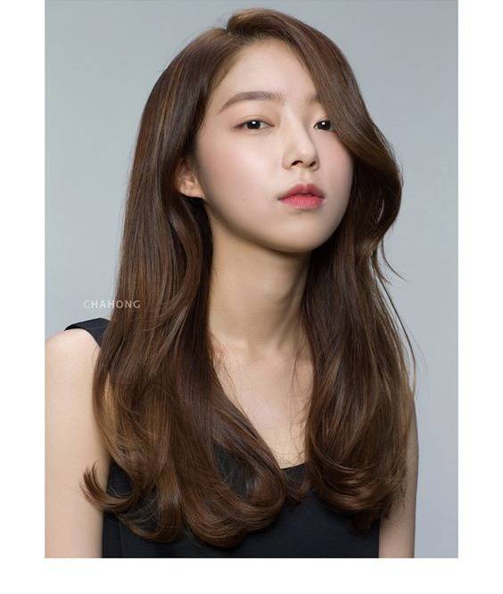 7 Gaya Highlight Rambut Cokelat Yang Cocok Untuk Semua Warna Kulit Womantalk Com Line Today