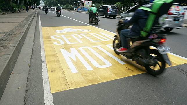 Jalan Khusus Sepeda Di Jakarta Dibangun Ahok