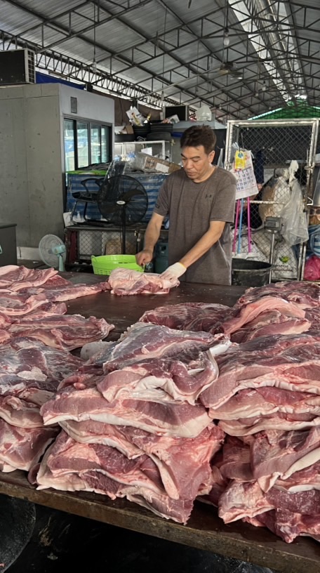 🐷เฮียหลีหมูสดนครปฐม🐷