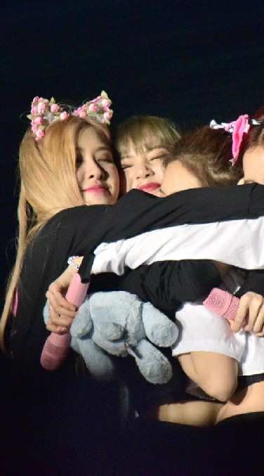 Blackpink​ is​ coming
