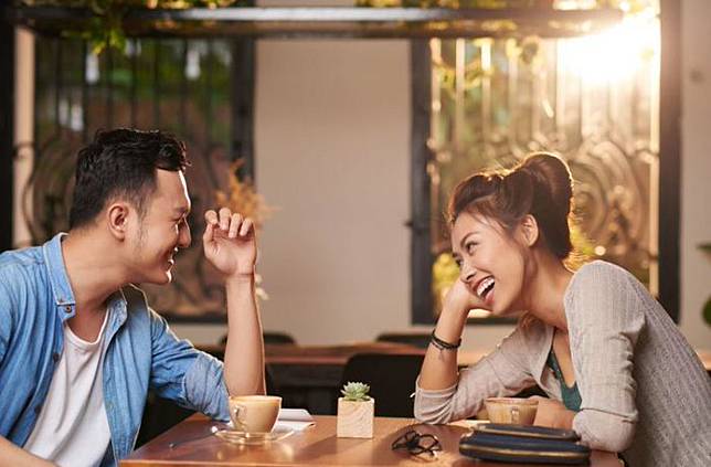 97 Foto Foto Cowok Romantis HD Terbaru