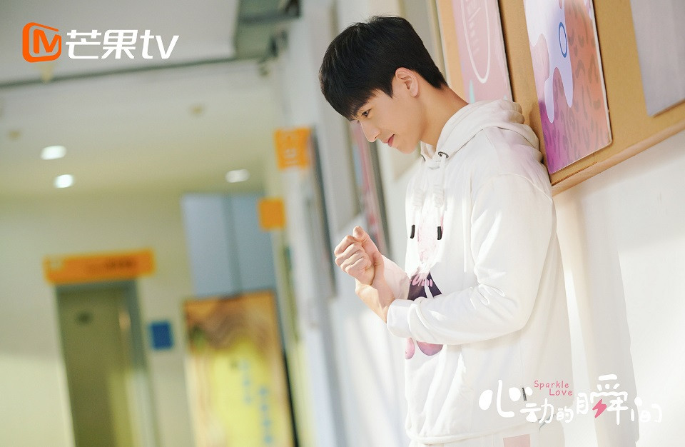 近期「兩部戲同時對打」的演員5：張凌赫《少女大人》vs《心動的瞬間》